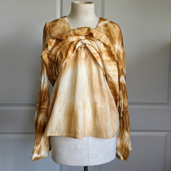 Moon River Blouse V-Neck Lace Up Tie Dye Long Sleeve Bell Cuffs Camel M NWT - Picture 4 of 15